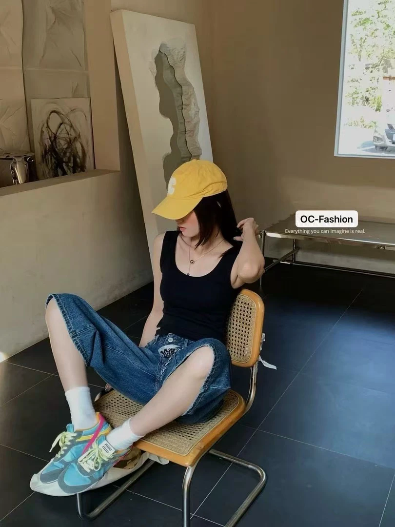 设计款背心内搭外穿显瘦打底上衣