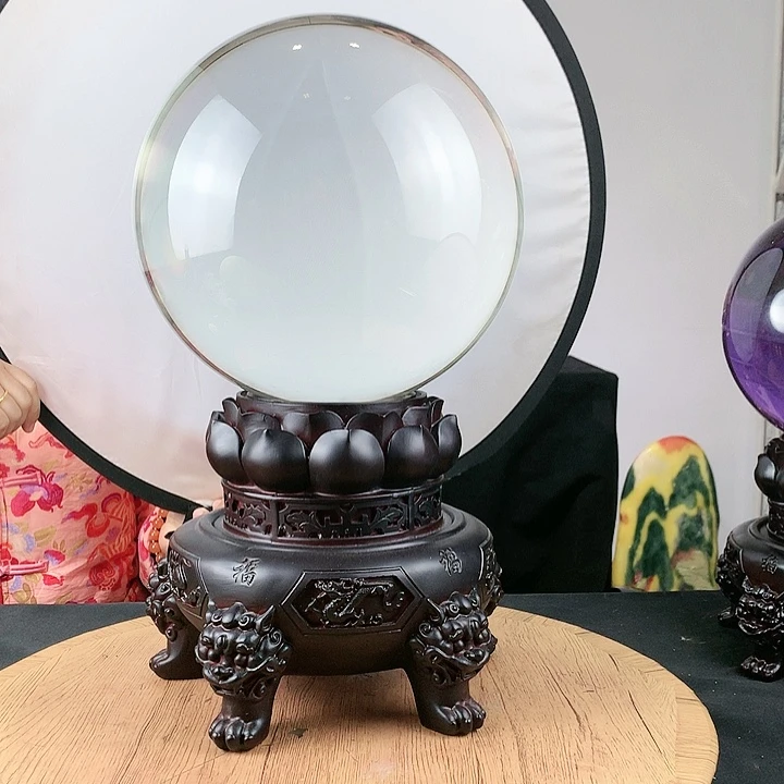 石材白水晶球直径25带高档底座