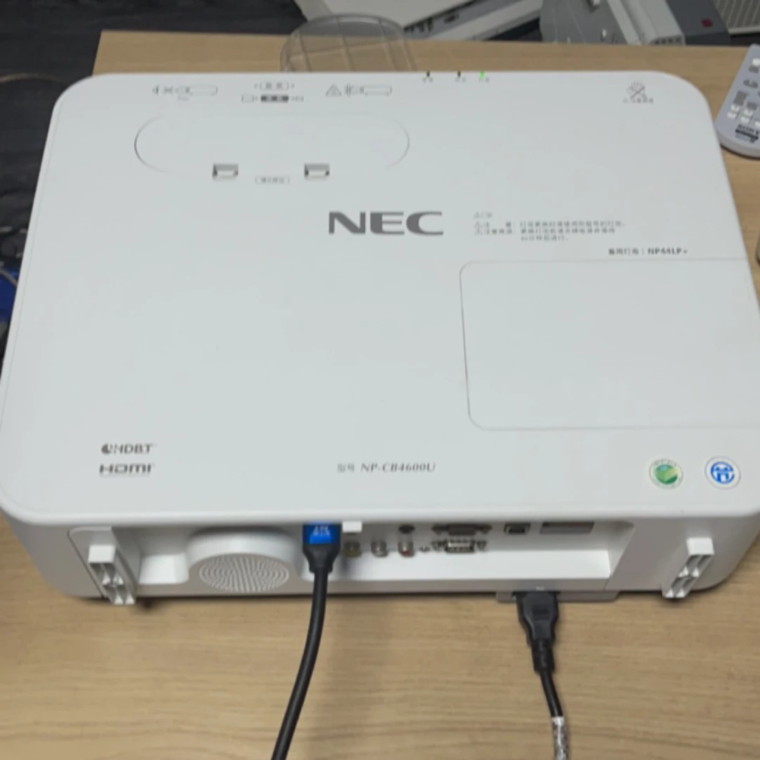 9新 NEC 9新 二手nec投影仪 运费自理