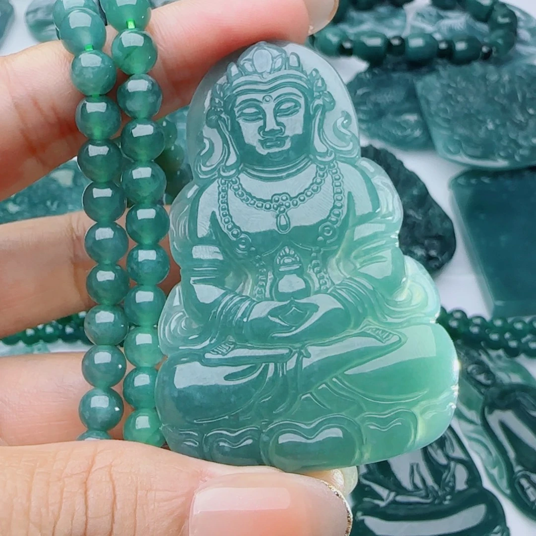 颈饰未镶嵌翡翠多样性发货天然的A货翡翠