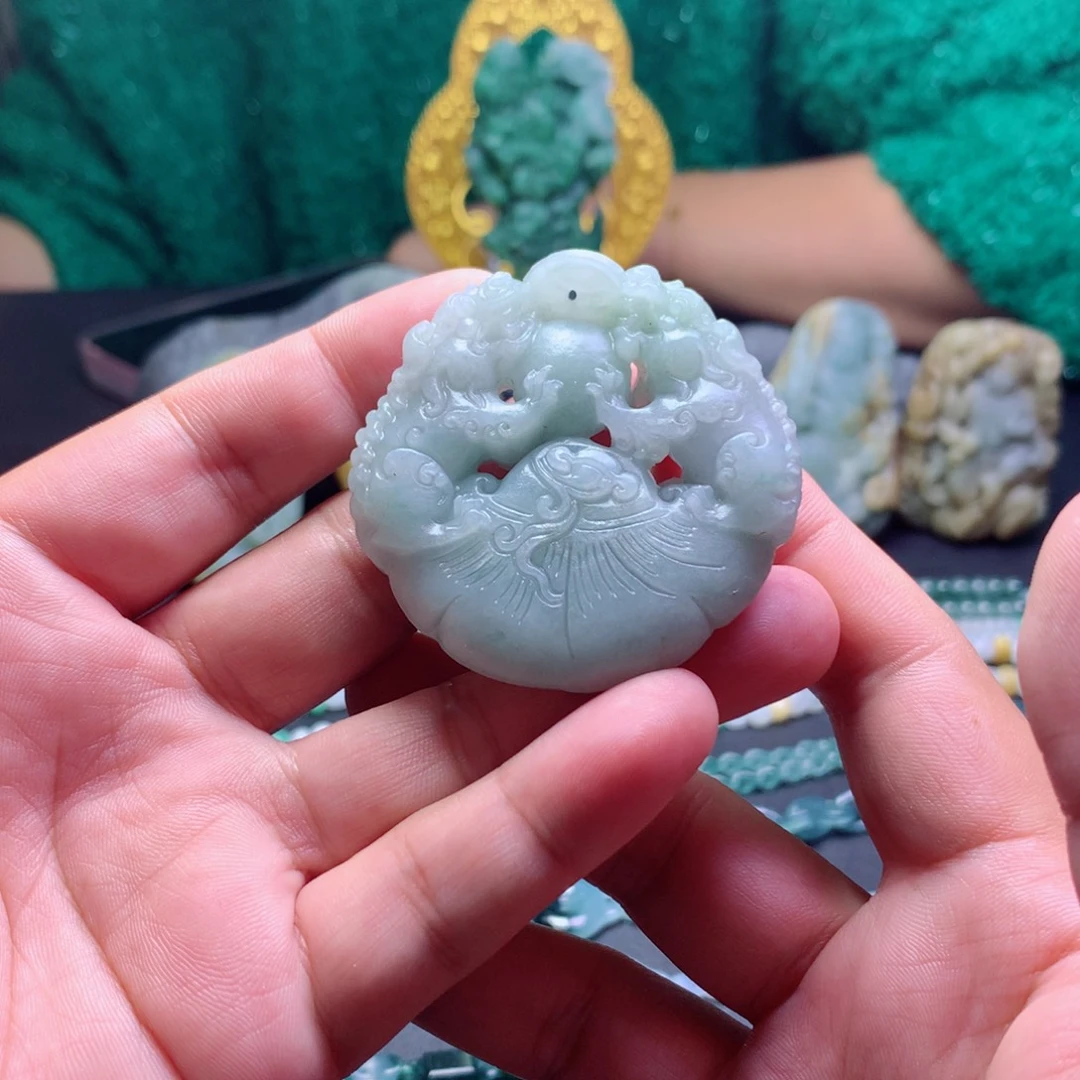 定制翡翠未镶嵌翡翠