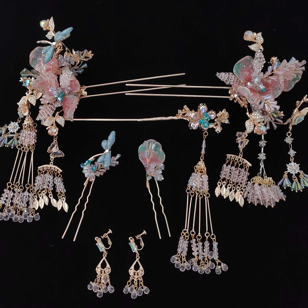 2025新款重工减龄渐变粉仙气中式新娘饰品365