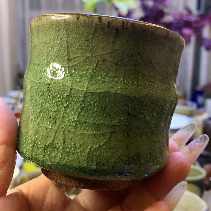 器物的色彩搭配起来很漂亮3