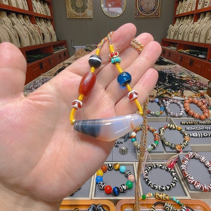 未镶嵌玛瑙/玉髓珠宝奇石