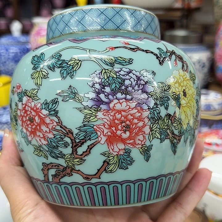 高端陶瓷茶叶密封罐