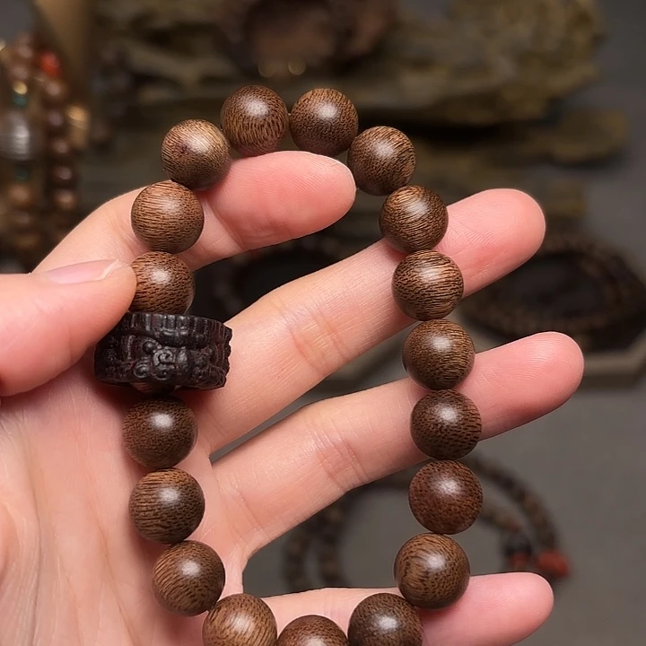 沉香手串越南富森红土帝王料1.0+降真香醒狮