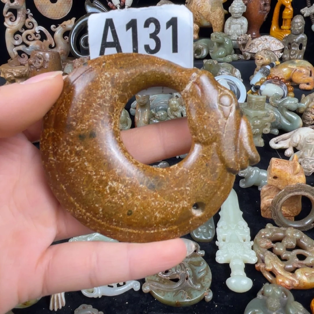 蛇纹石玉未镶嵌挂件