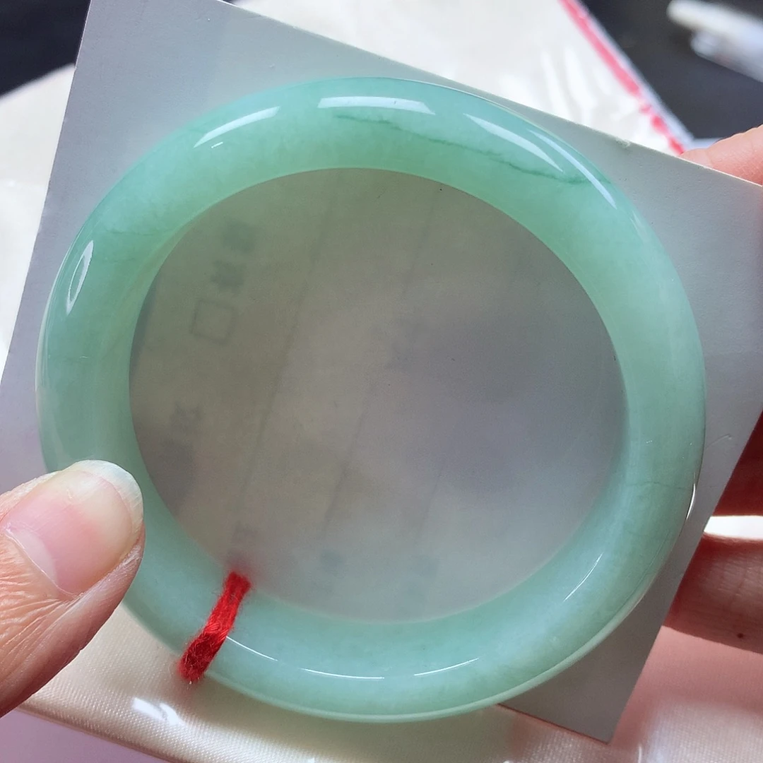 翡翠手镯未镶嵌53圈