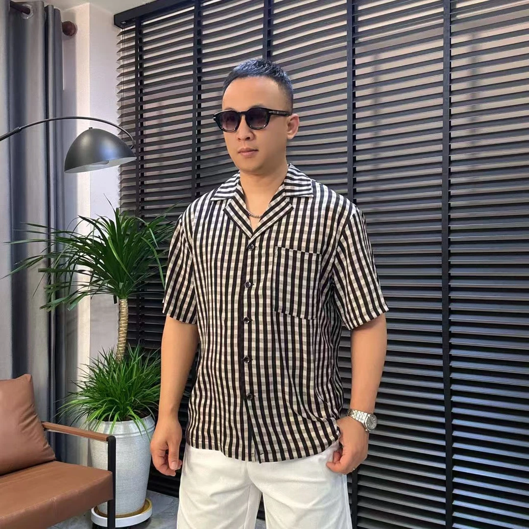 张先生欧货•8125夏季男士古巴领时尚休闲经典格子微宽松短袖衬衫