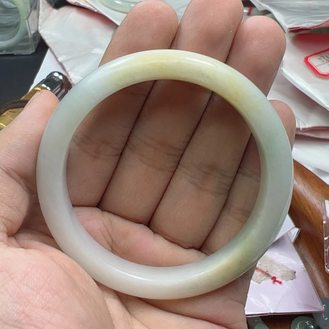 未镶嵌手镯翡翠53.5黄翡细腻