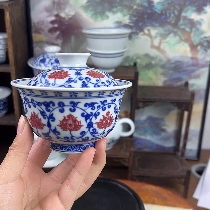 瓷其他缠枝莲釉里红盖碗