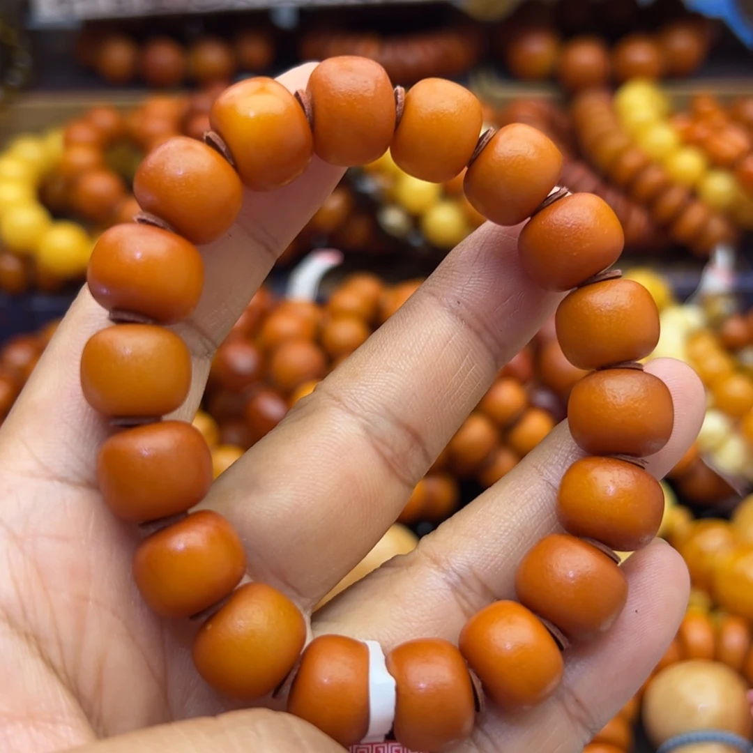 未镶嵌琥珀珠宝奇石