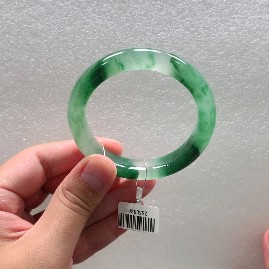 石英质玉未镶嵌手镯青青57-多人