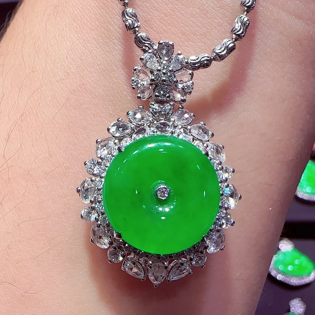 翡翠18K金镶嵌吊坠(不含链)吊坠