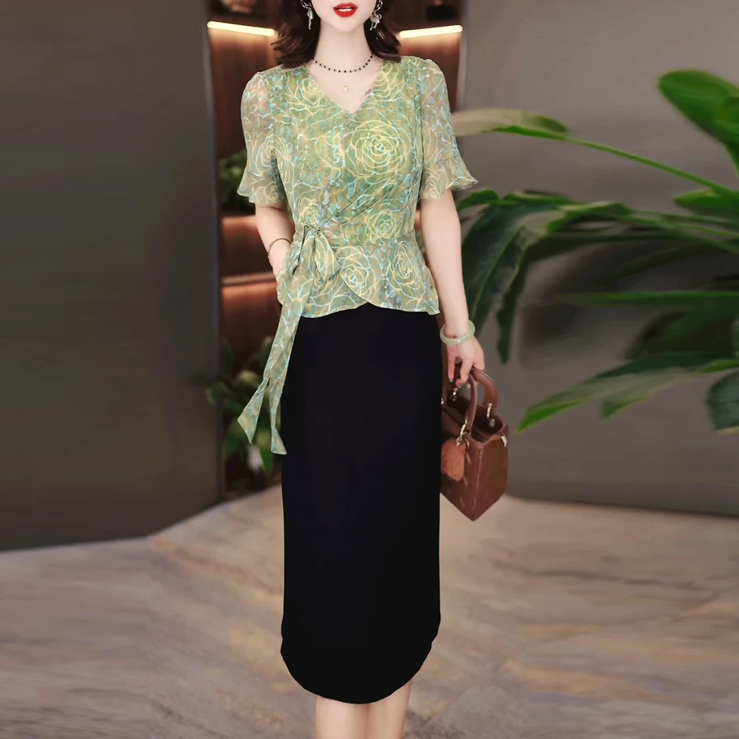 5162#V领假两件连衣裙2025夏季新款阔太太修身显瘦大方得体裙子