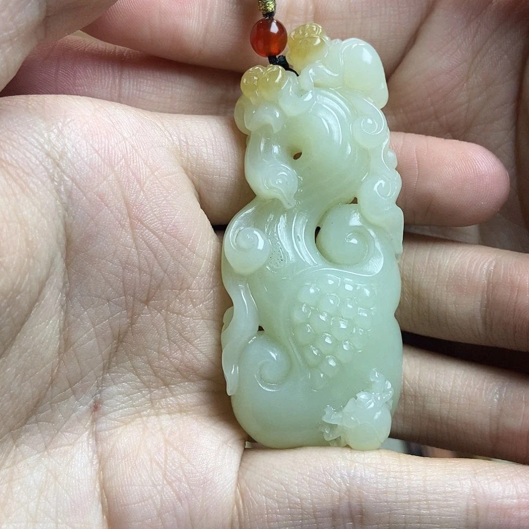 和田玉（糖玉）颈饰未镶嵌