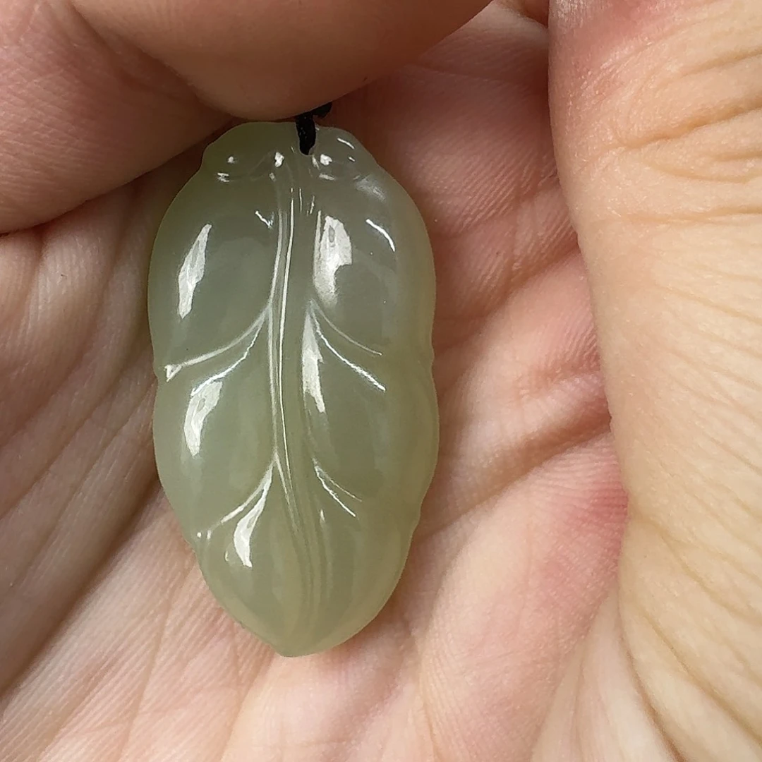 颈饰未镶嵌和田玉提*