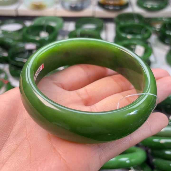 和田玉（碧玉）手镯未镶嵌