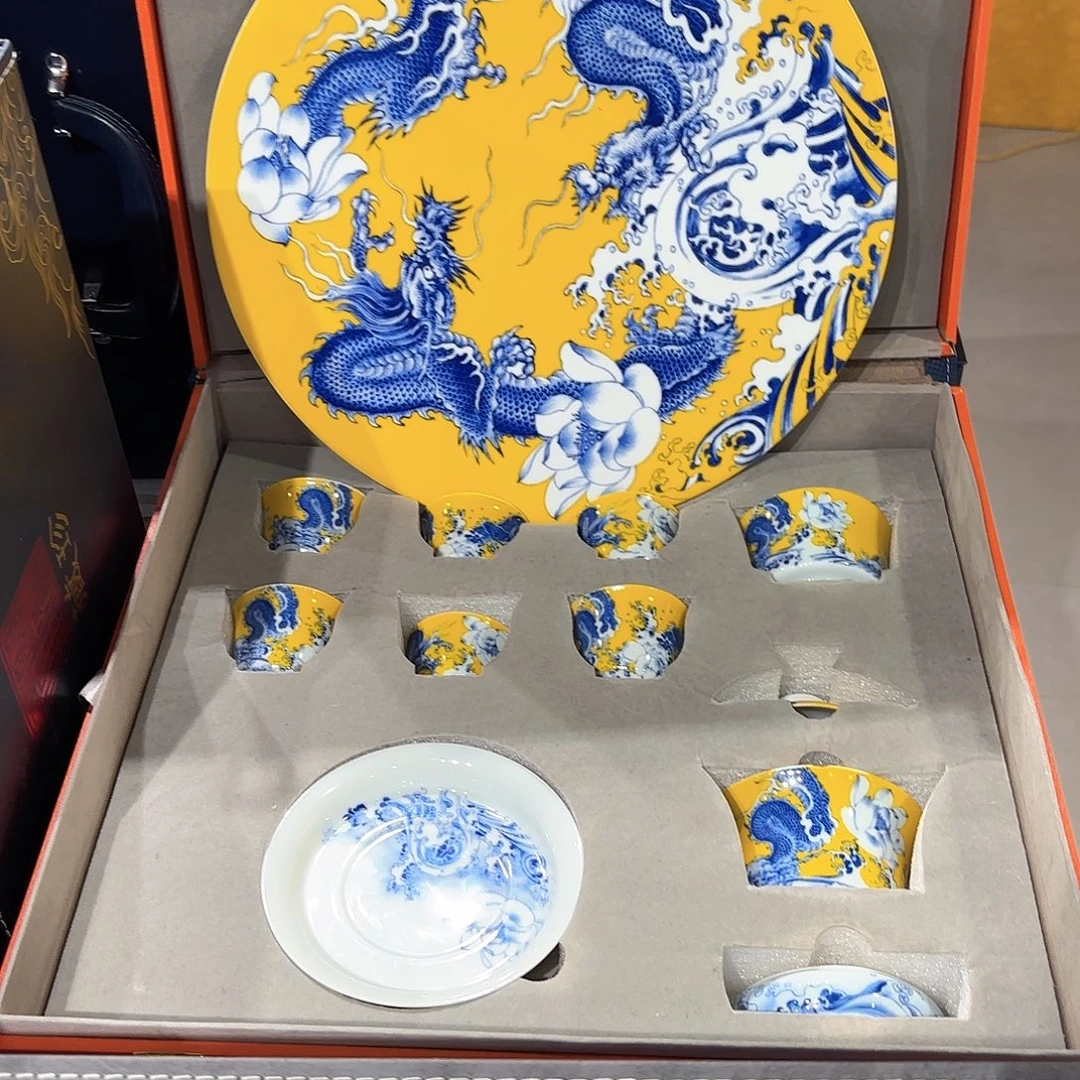 瓷片景德镇瓷器精品陈列