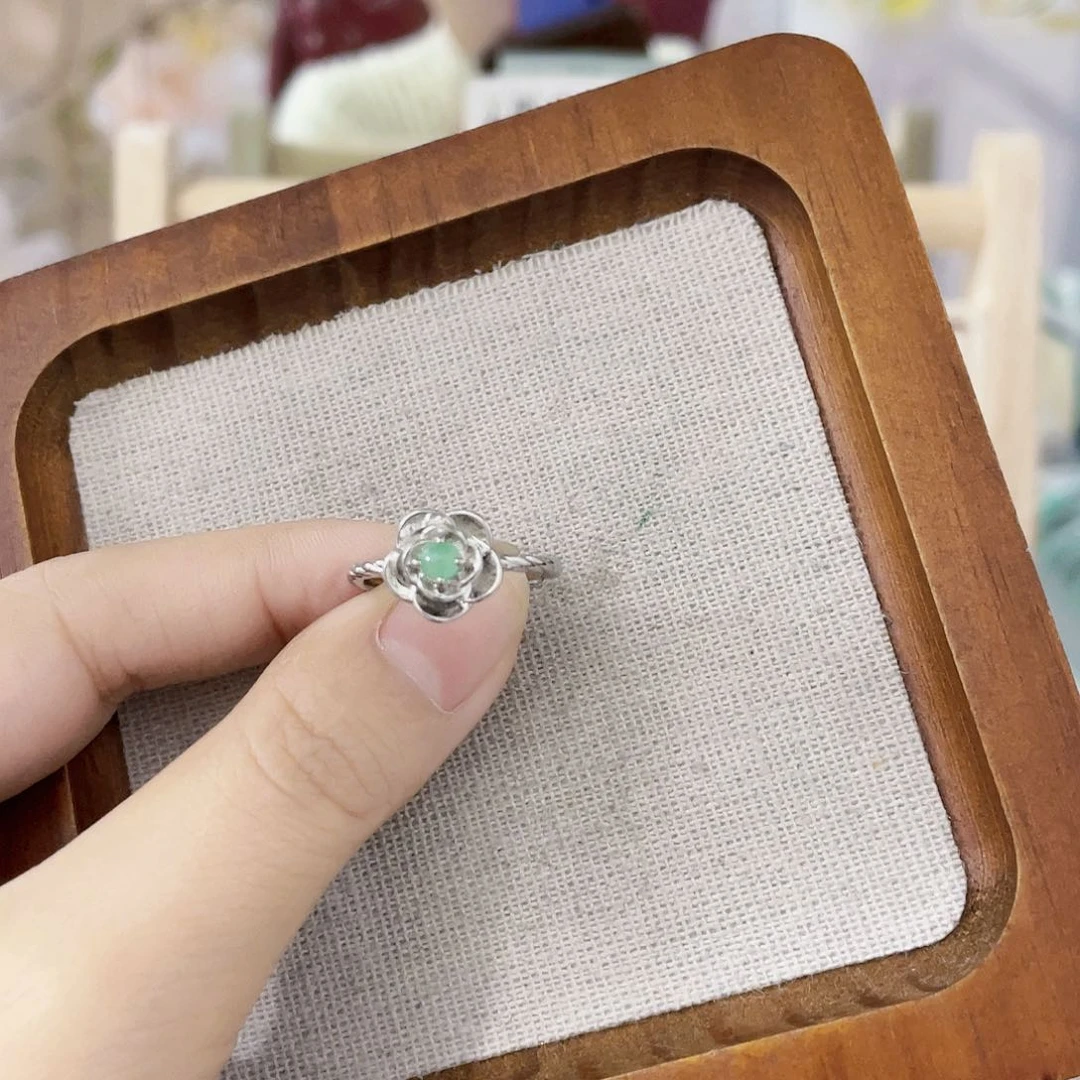 颈饰未镶嵌翡翠天然翡翠Ａ货