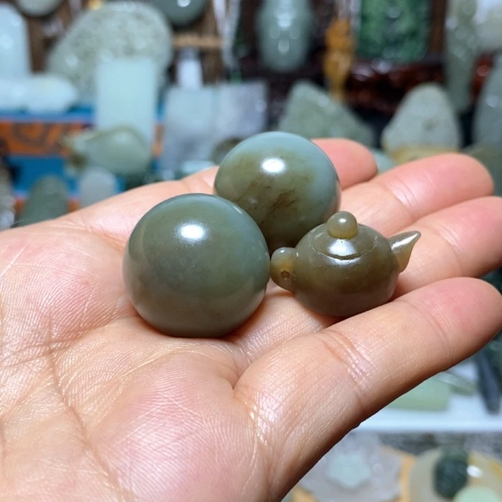 诗***居和田玉未镶嵌颈饰