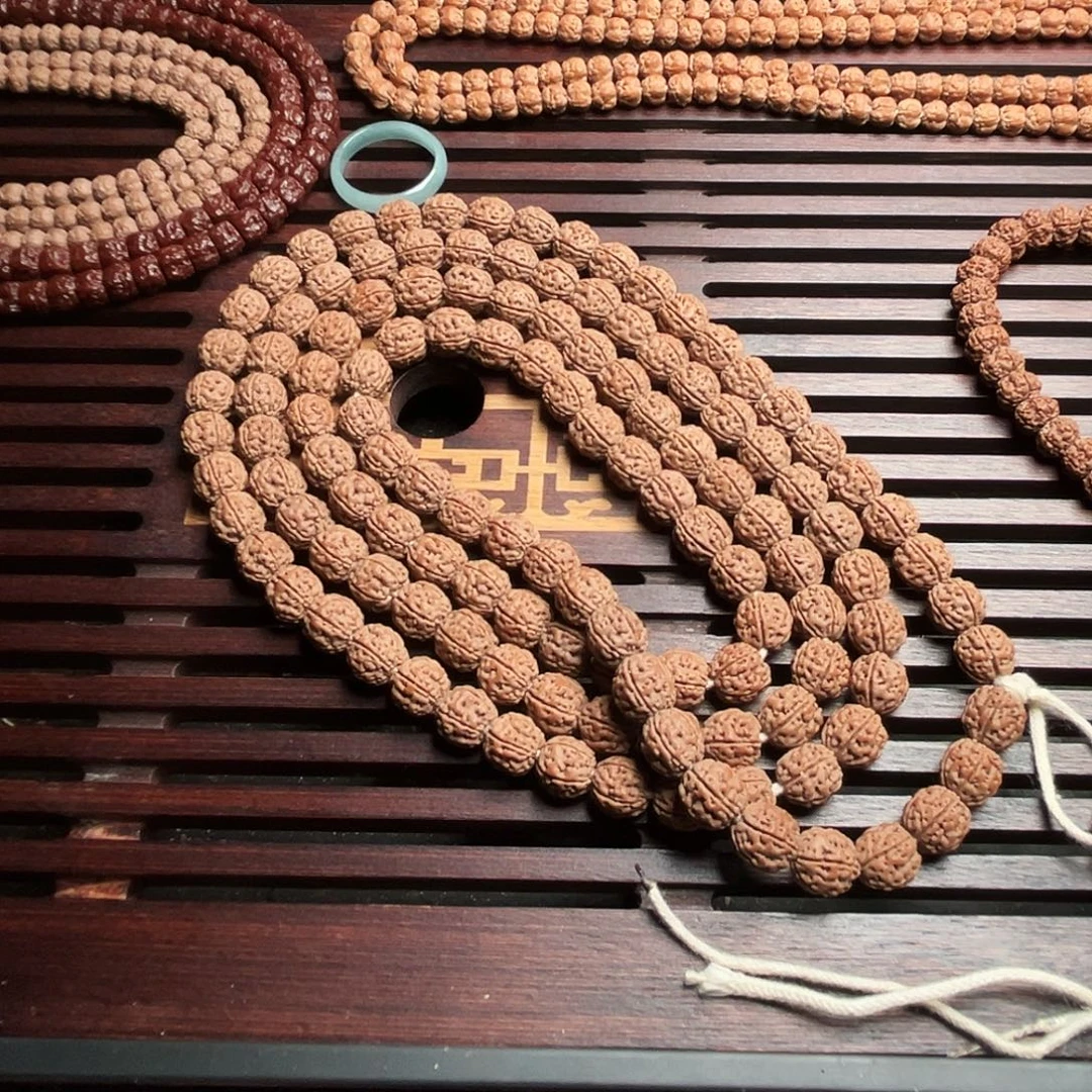 金刚菩提吊坠盘龙