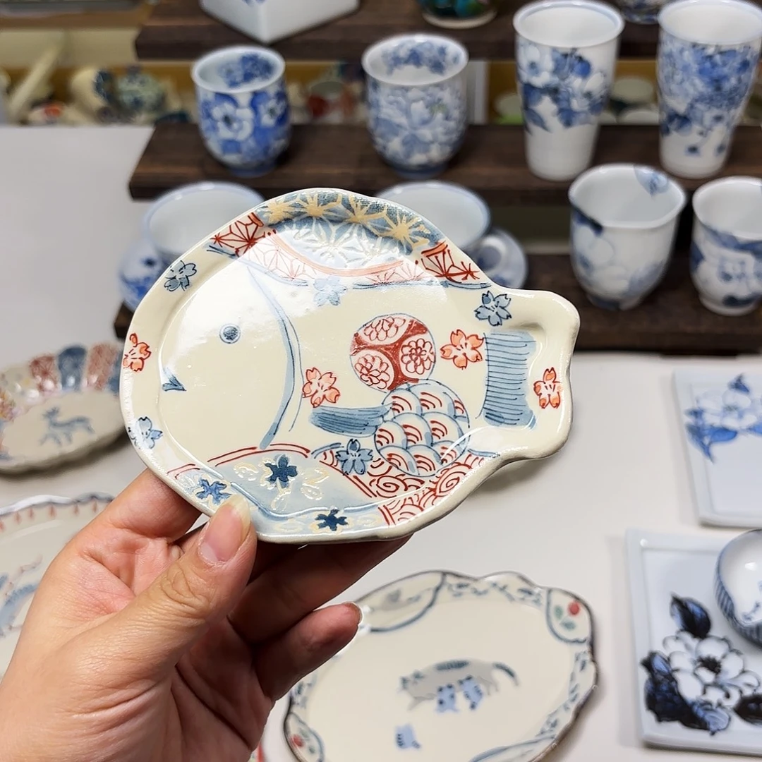 瓷大场纪惠子。