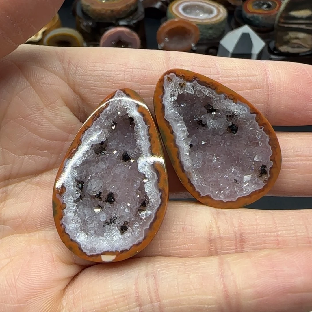 小***小玛瑙/玉髓未镶嵌摆件