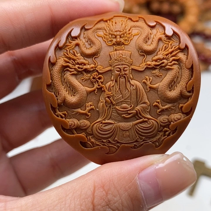 吊坠橄榄核龙财神