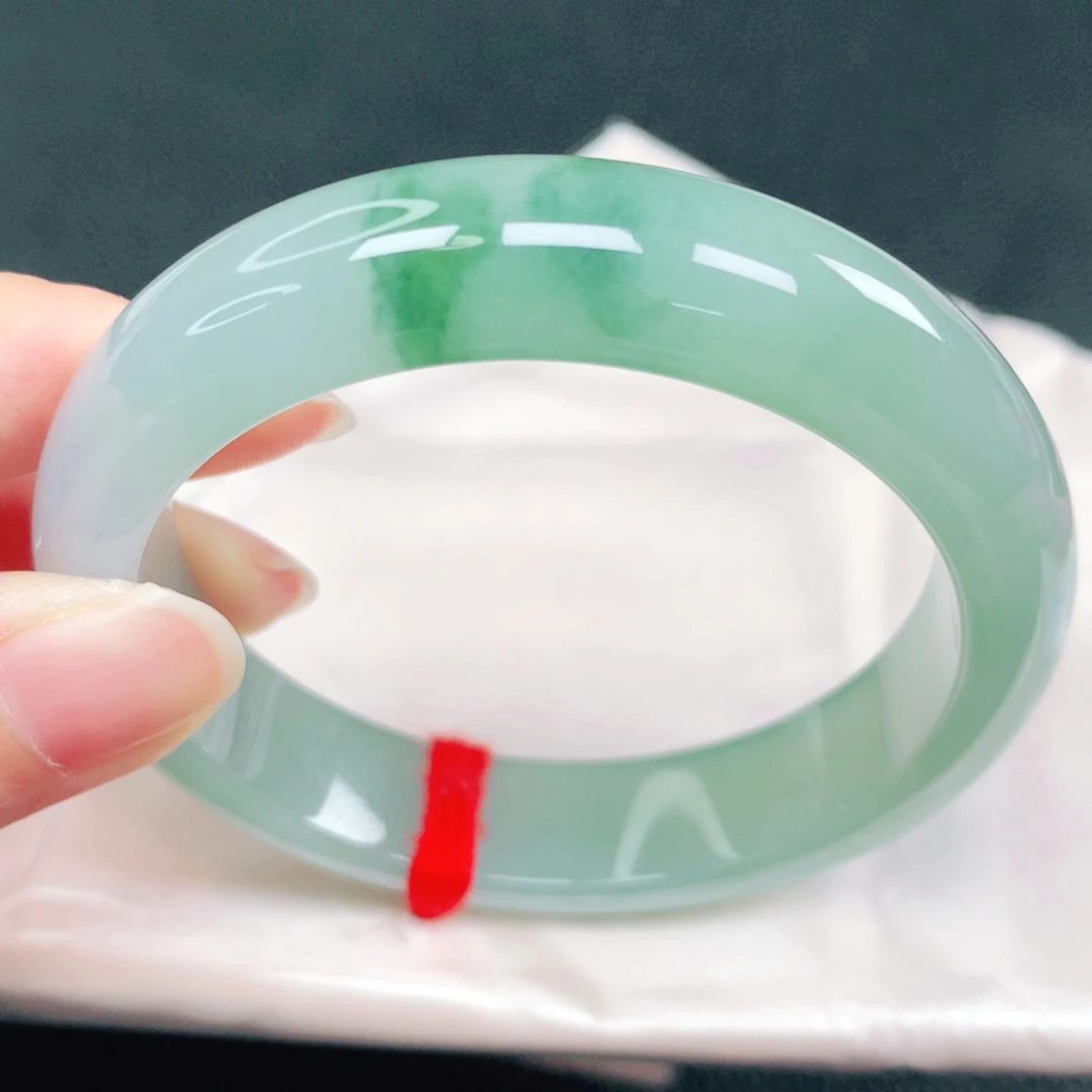 翡翠未镶嵌手镯55圈