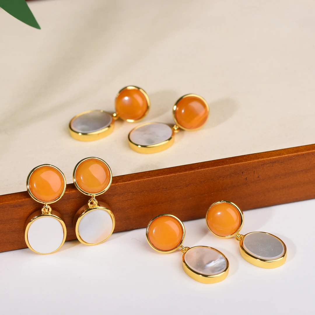 天然蜜蜡耳饰—多样性发其一