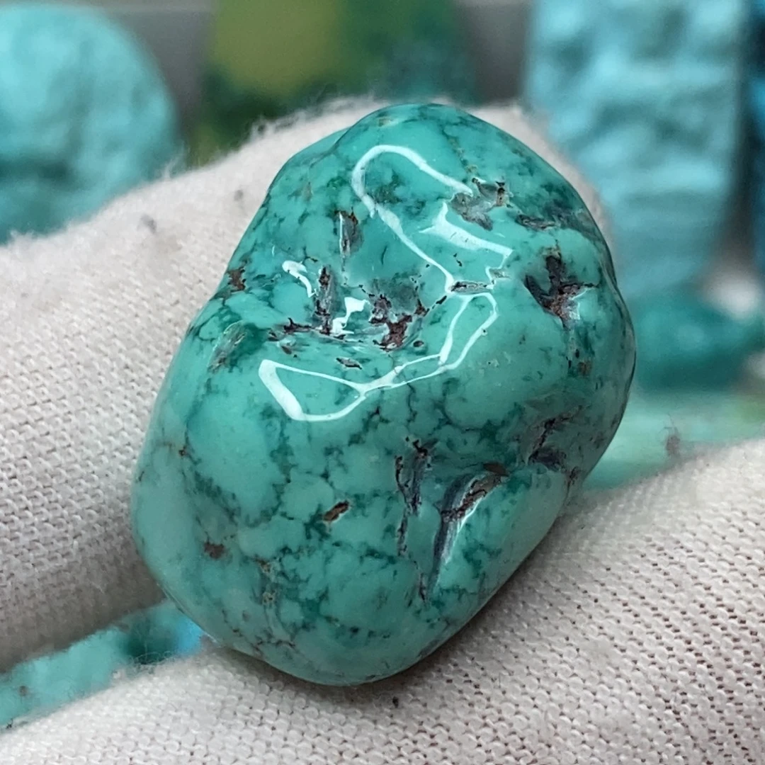 绿松石未镶嵌天然原矿 带武汉地大证书