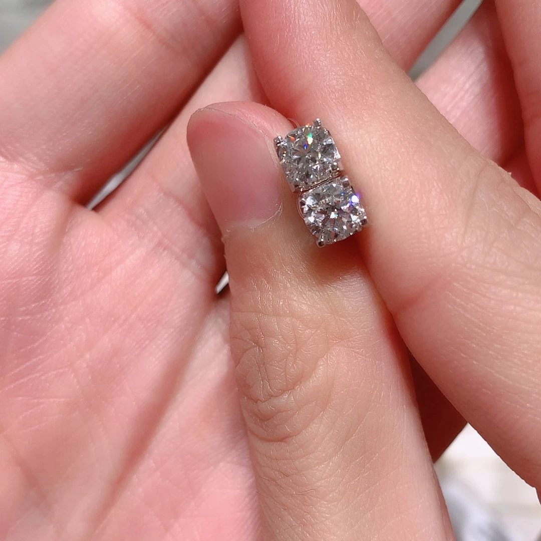 实验室培育钻石耳饰18K金镶嵌泡*