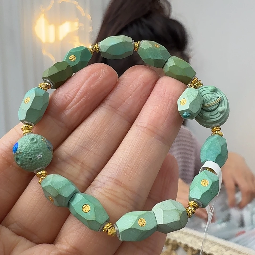 绿松石18K金镶嵌珠宝奇石