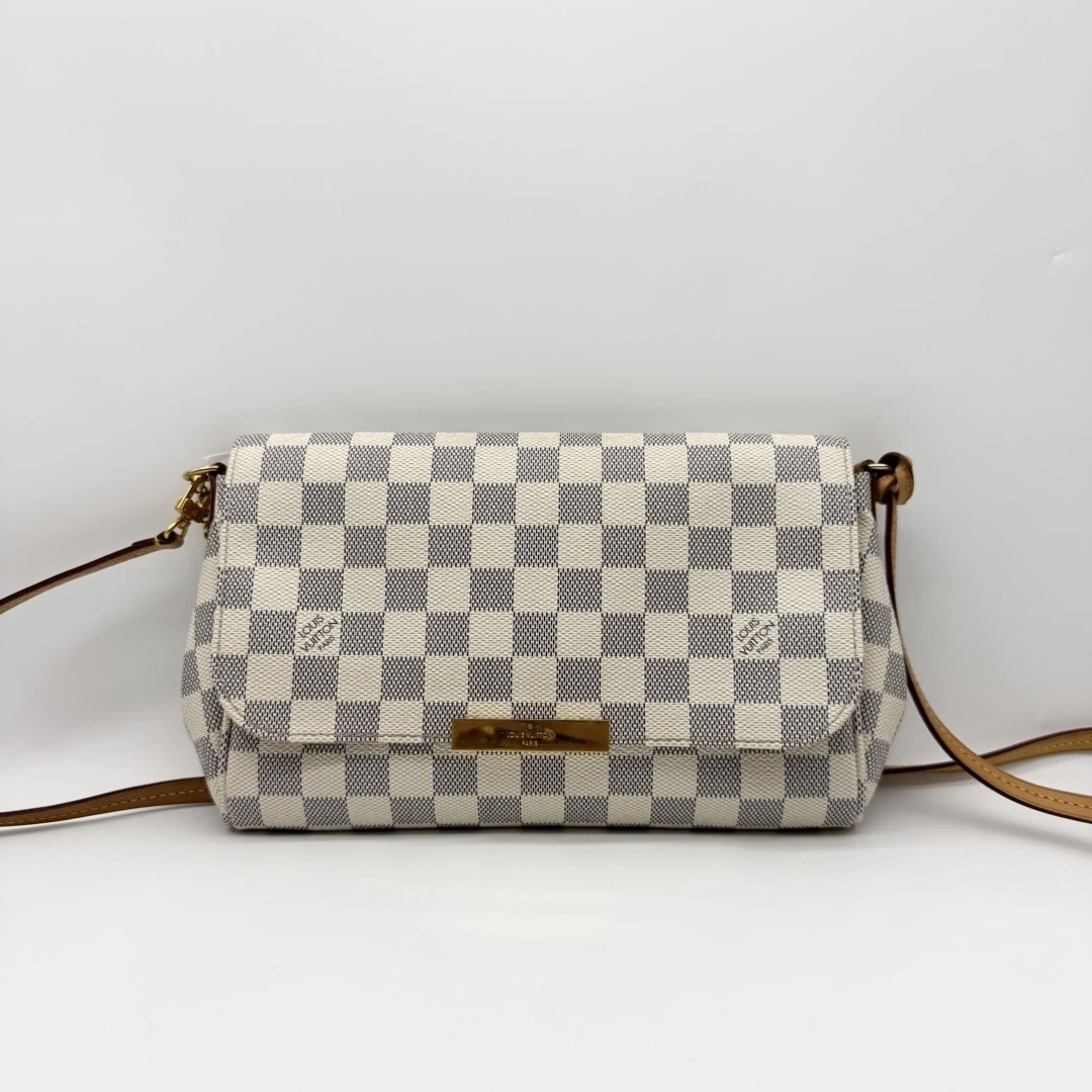 95新 LouisVuitton/路易威登 白色 棋盘格 挚爱 单肩 斜挎包