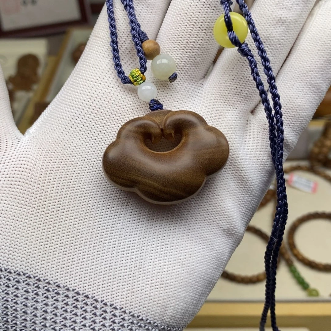 吊坠檀香木印度迈索尔老山檀4.0如意锁