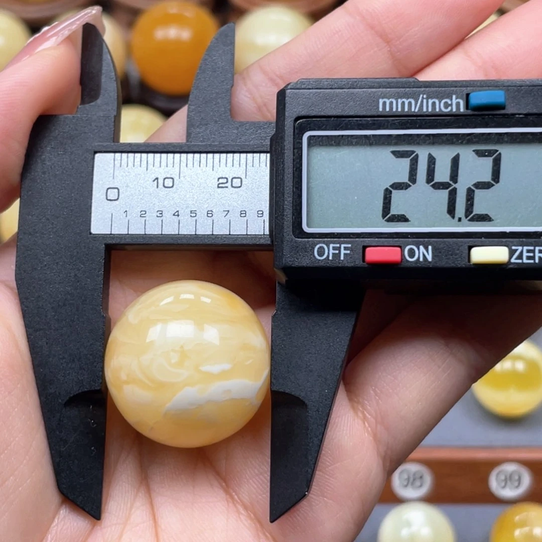 琥珀珠宝奇石未镶嵌小**视