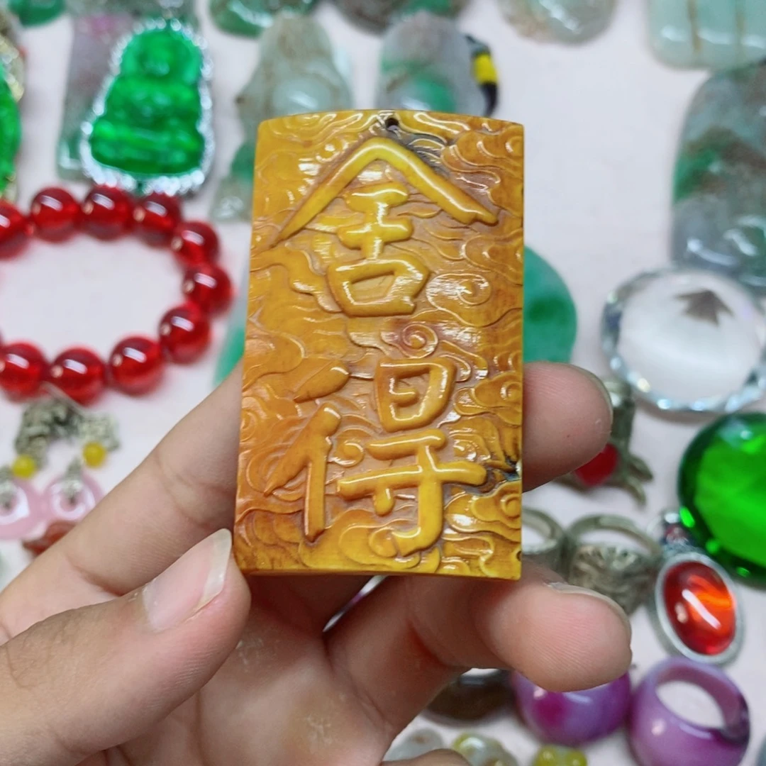 1直播间的实时画面