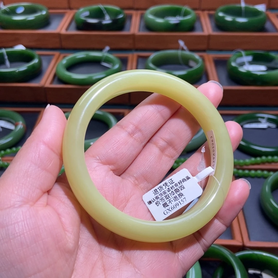 和田玉未镶嵌手镯6263