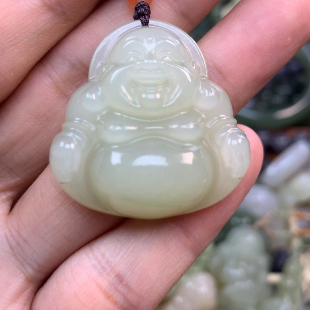 【闪购商品】颈饰未镶嵌和田玉