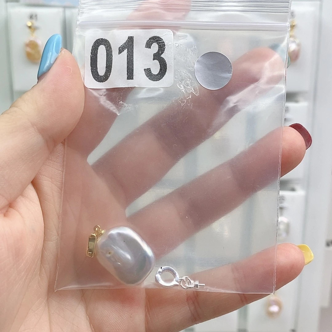 淡水珍珠合金颈饰