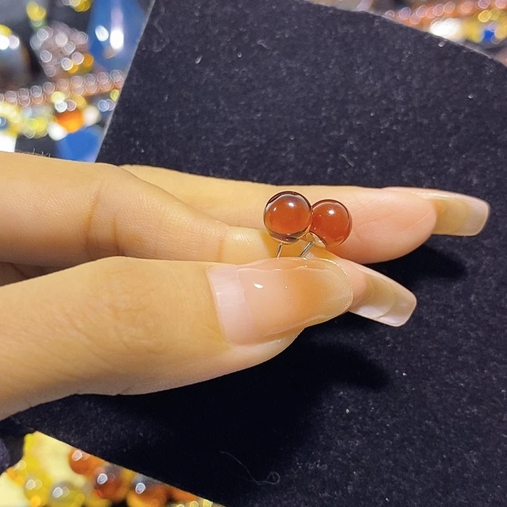 琥珀银S925镶嵌珠宝奇石血珀耳钉