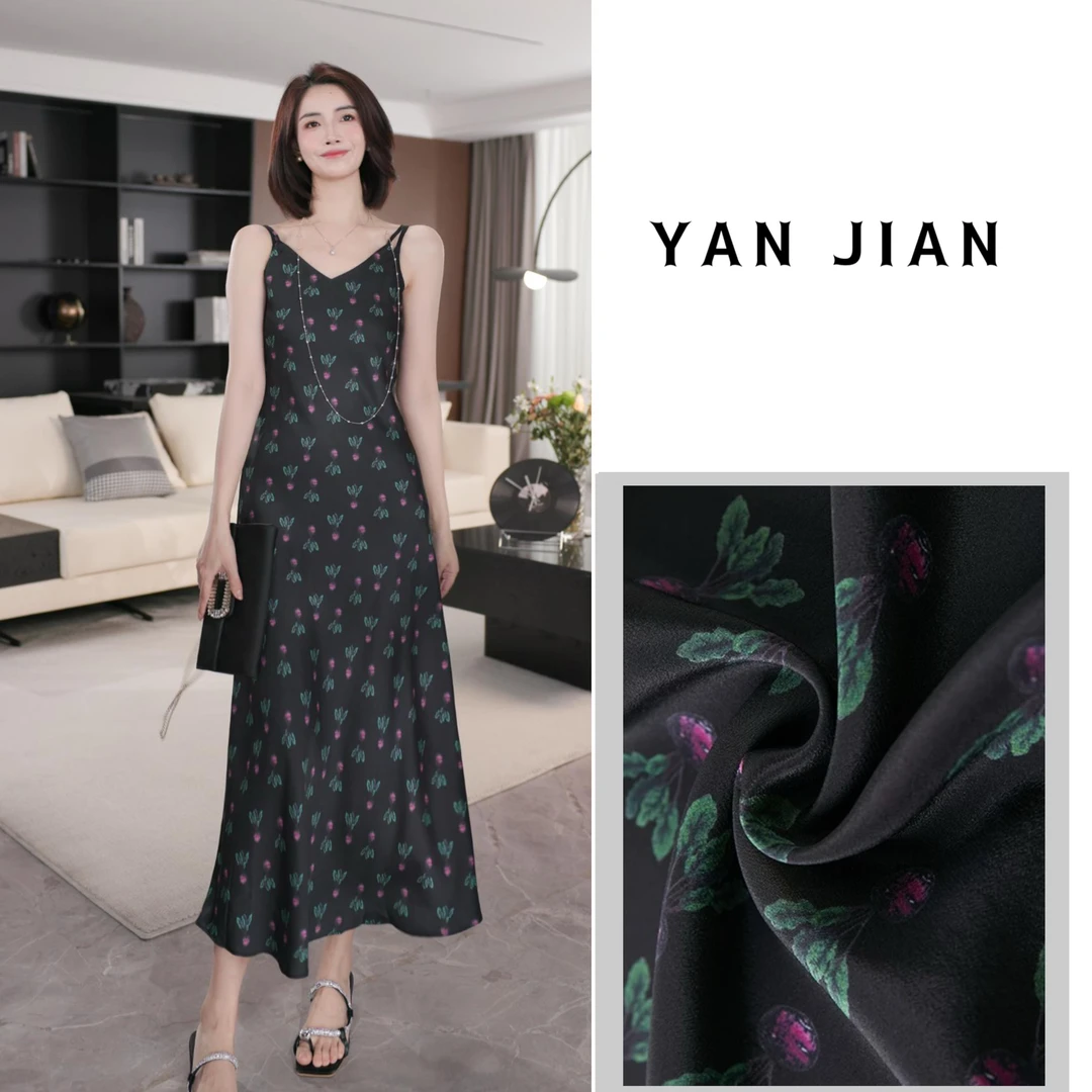 YAN JIAN【紫心萝卜】人丝混纺植物印花紫萝卜45度斜裁吊带裙