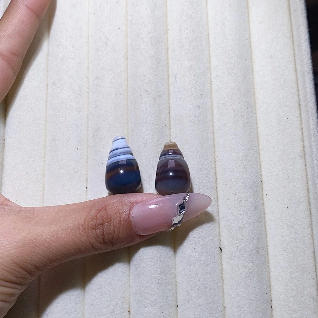 田***浩玛瑙/玉髓未镶嵌颈饰