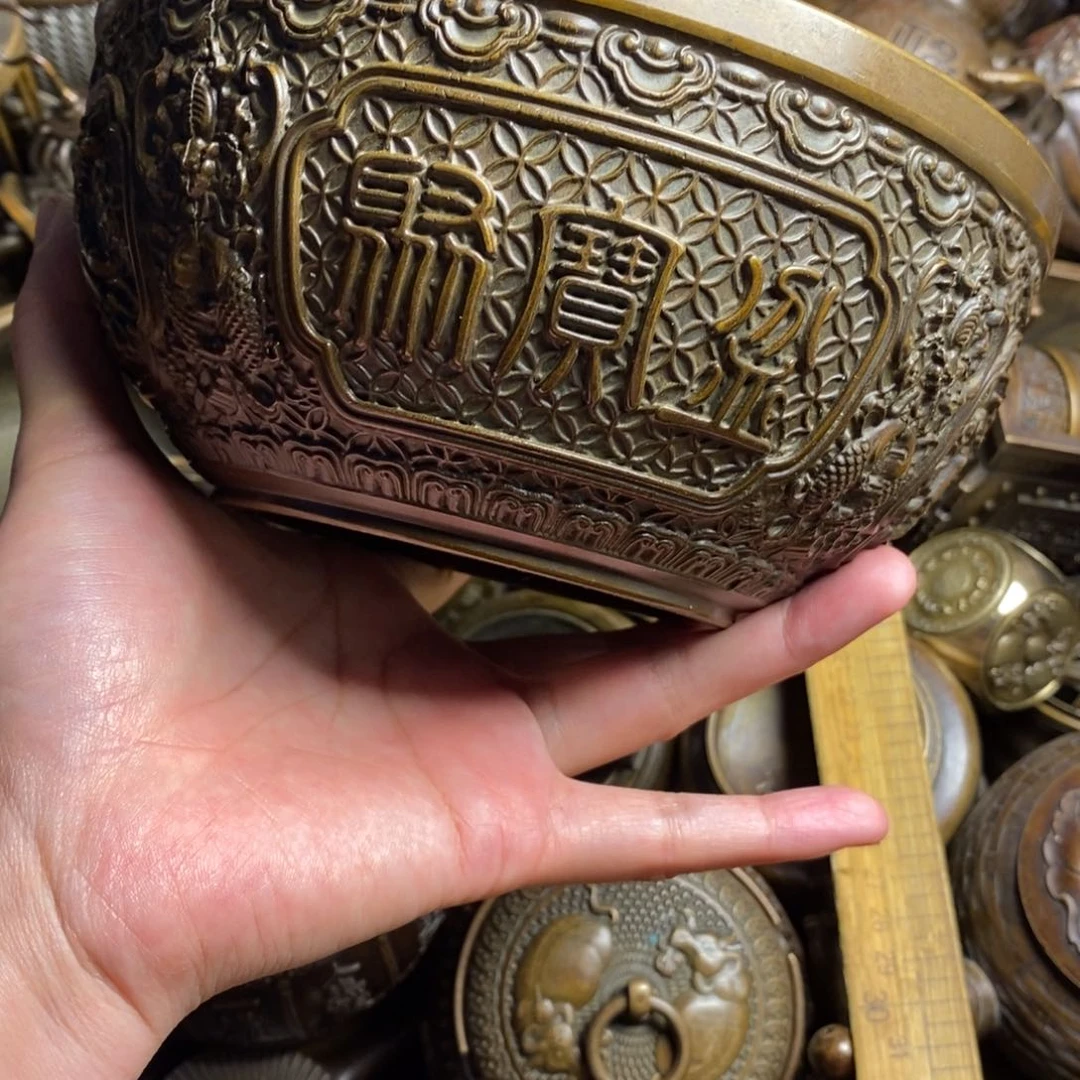 精美铜器做工精良