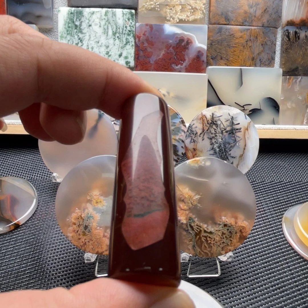 茶***客玛瑙/玉髓未镶嵌颈饰