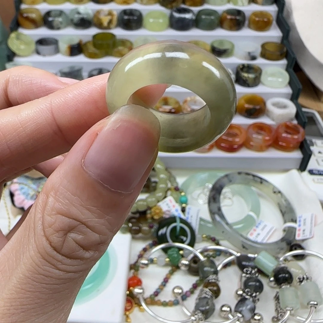 蛇纹石玉未镶嵌戒指14码