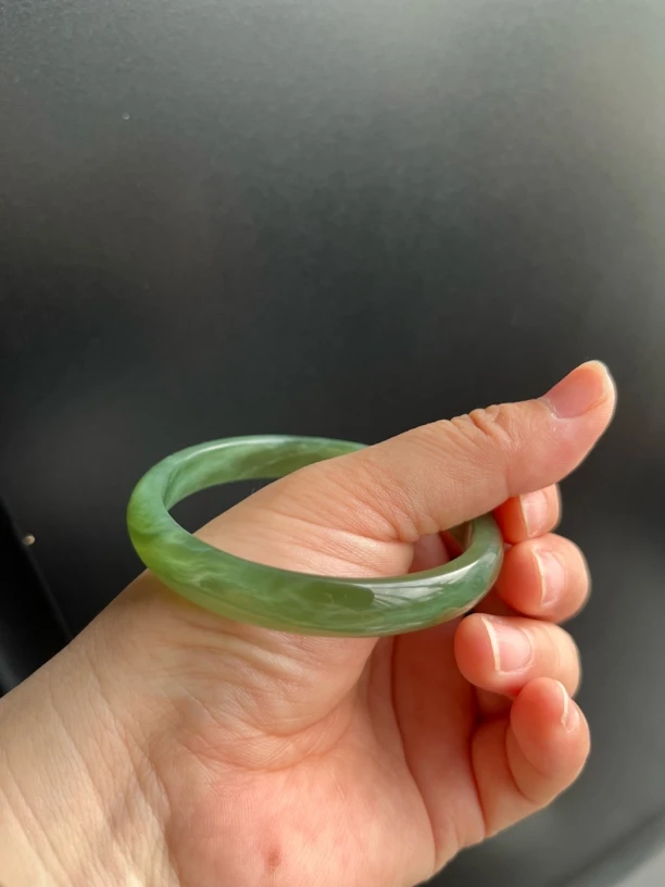 俄罗斯碧玉手镯冰猫眼手镯，59+圈口