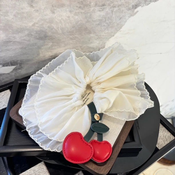 樱桃白色发圈FQ242