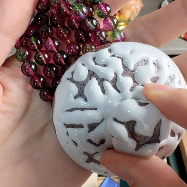 砖雕瓷器工艺品摆件等